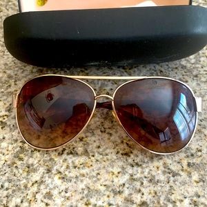 Gold & Brown Sunglasses 🕶